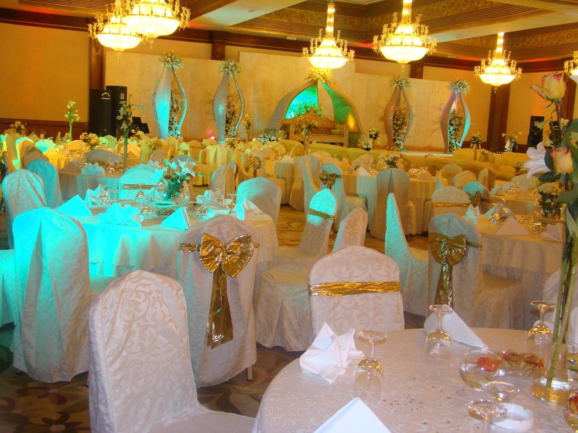 The Convention Center & Royal Suites Hotel Kuwait City Екстер'єр фото